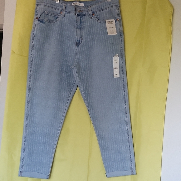 LEVI  Strauss  Boyfriend Light Blue Striped Women's Jeans Size 12 /W31 - Picture 1 of 16